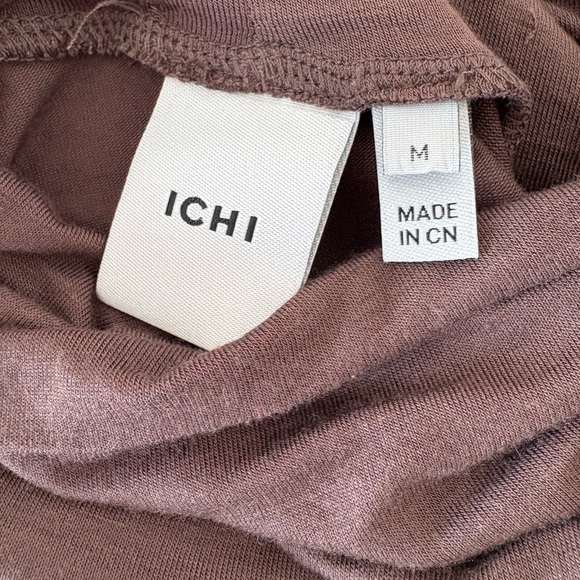 ICHI Brown Turtleneck Long Sleeve Top Basic Soft Shirt Size Medium - Picture 9 of 9